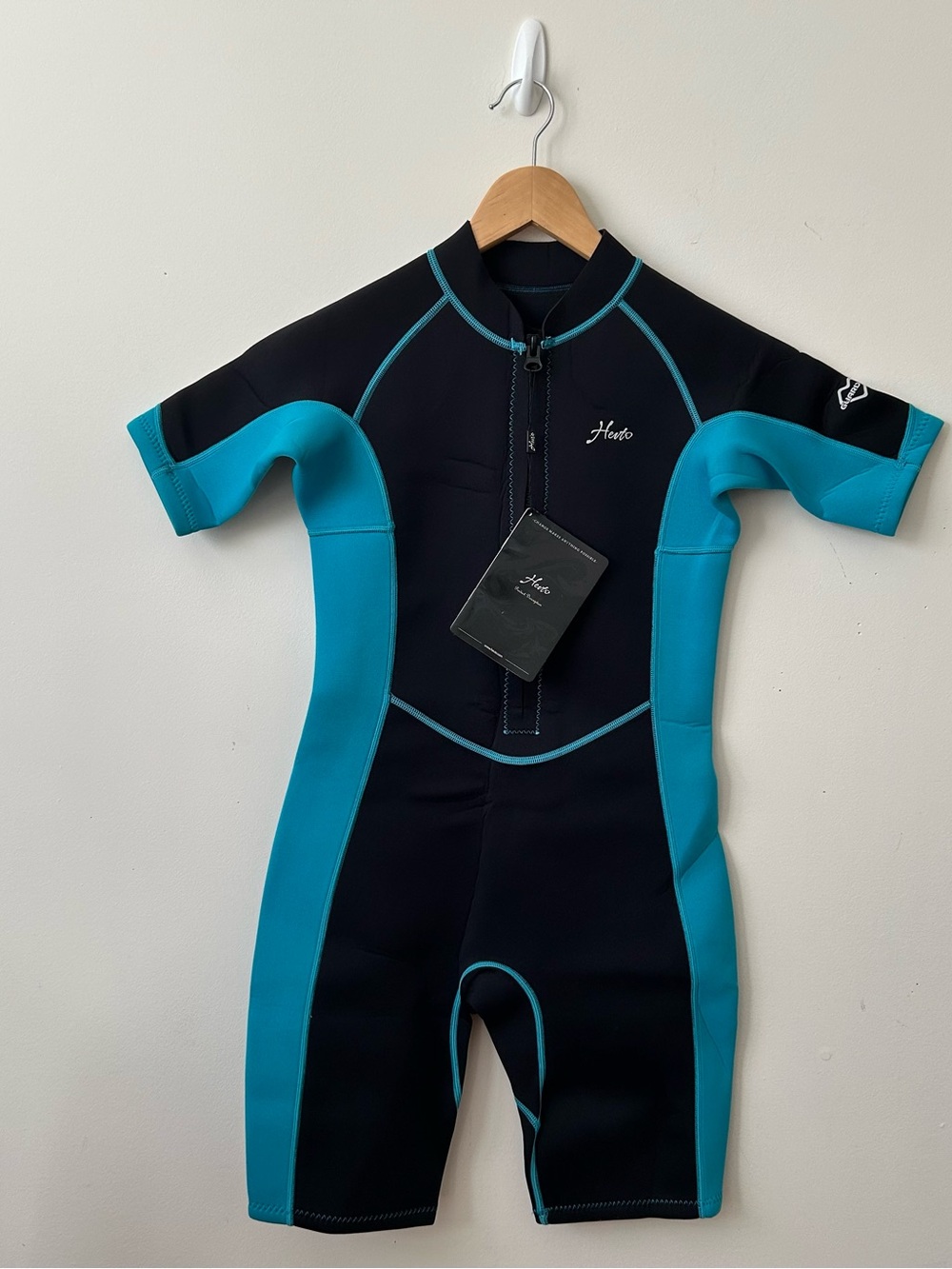 Hevto Kids Wetsuit Size 14 Black Turquoise Front Zip Water Sports New